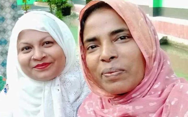 মিষ্টি কুমড়ার ছবি পোস্ট দেওয়ায় যুব মহিলা লীগের ২ নেত্রী বহিষ্কার